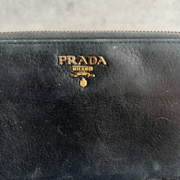 Prada saffiano black leather continental wallet GUC with dustbag - Picture 5 of 8